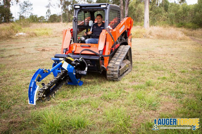 MT36-6 and MT48-6 Hydraulic Drive Trenchers With Side Shift